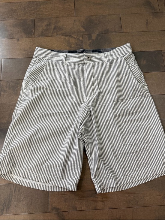 lululemon athletica Other - Lululemon Men's Seersucker Stripe Shorts - Size 34-36